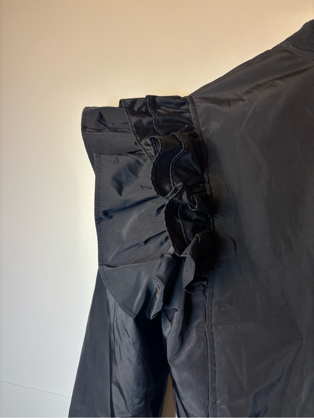 Shop Michelle Vintage Ruffle Shoulder Bomber Jacket - Black, size small - Picture 9 of 13
